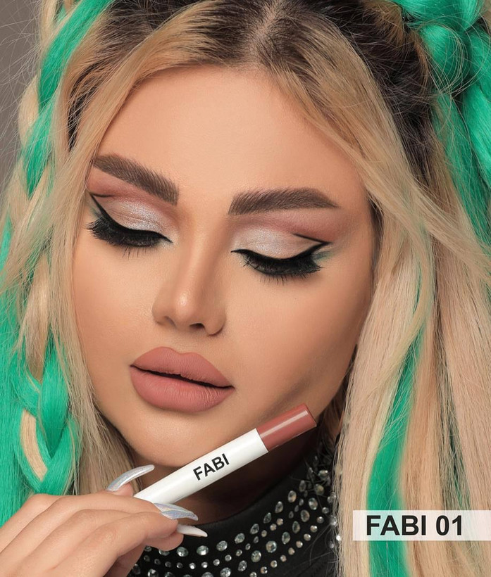 رژلب مدادی ضدآب فابی محصول ایتالیا