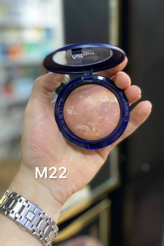 تست رنگ رژگونه تراکوتا میبا 22