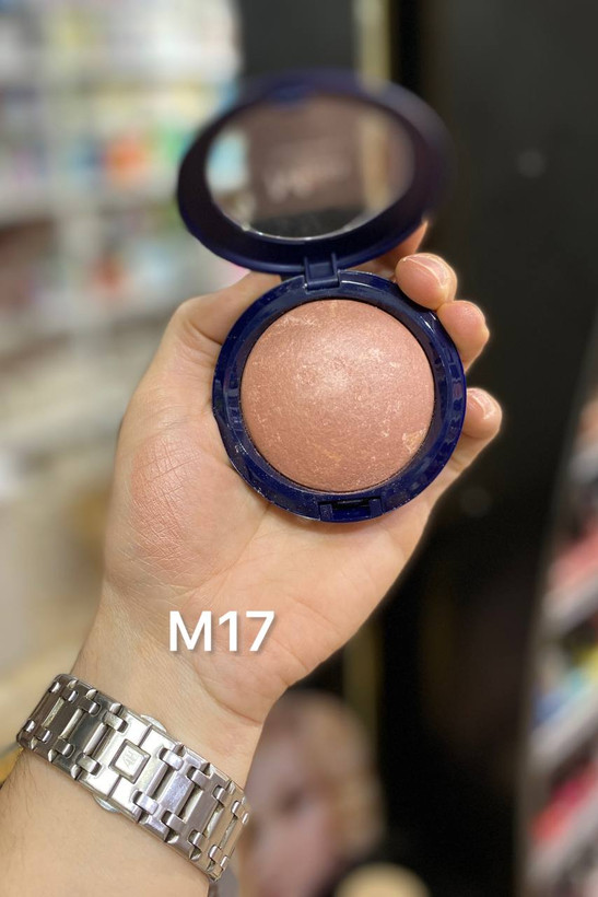 تست رنگ رژگونه کالباسی میبا تراکوتا