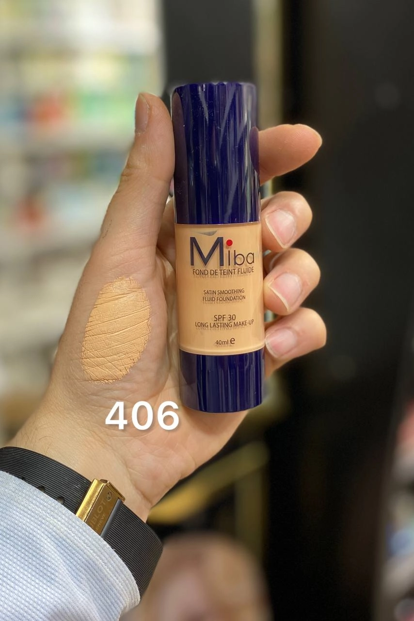 تست رنگ کرم پودر میبا شیشه ای شماره 406