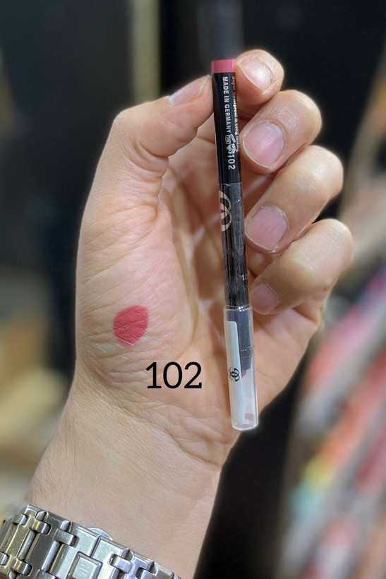 مداد دور لب ضدآب 24 ساعته اکسوس شماره 102