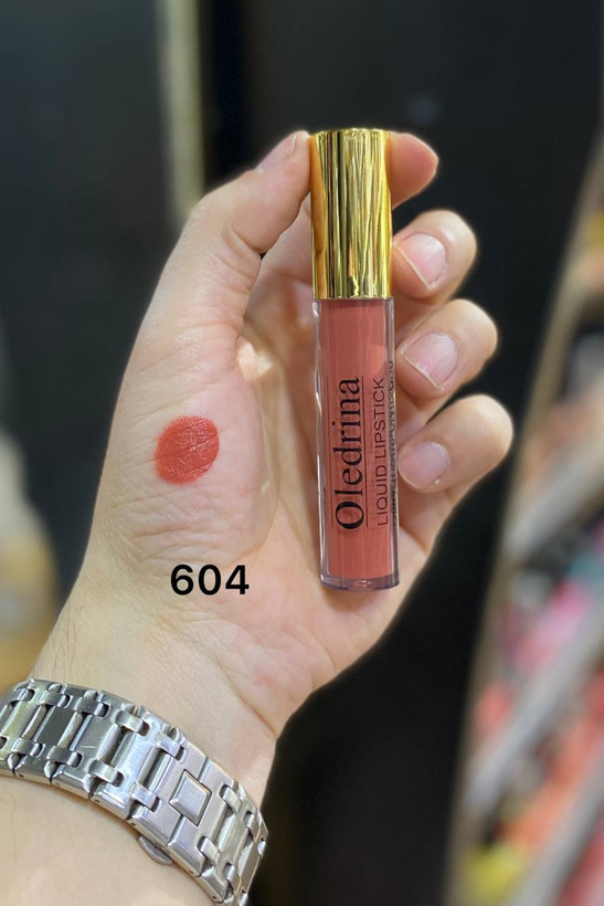 رژلب مایع الدرینا ضداب 24 ساعته شماره 604