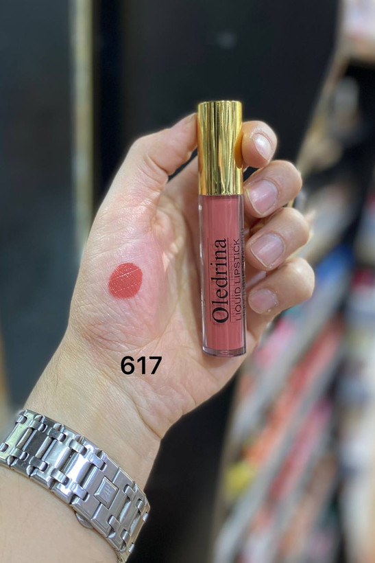 رژلب مایع الدرینا ضداب 24 ساعته شماره 617