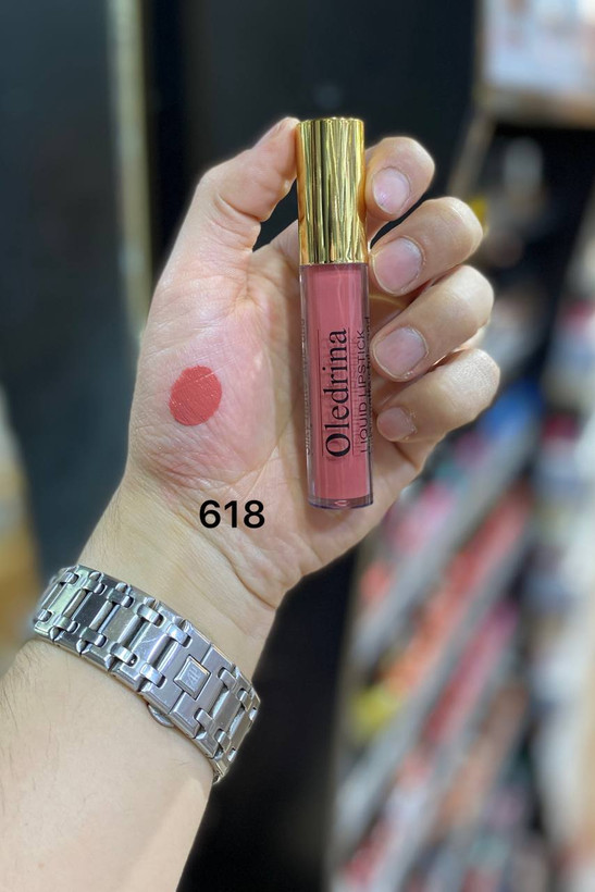 رژلب مایع الدرینا ضداب 24 ساعته شماره 618