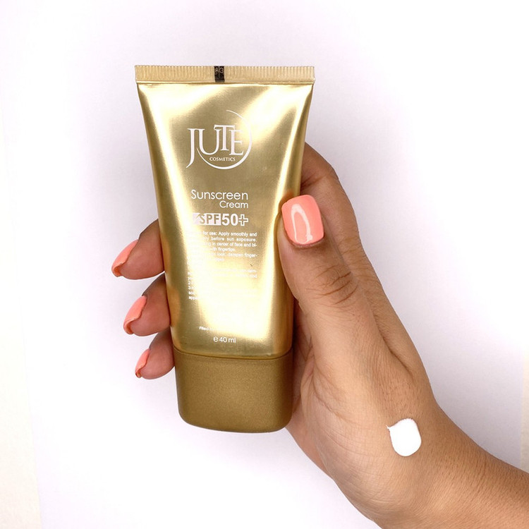 کرم ضد آفتاب بیرنگ ژوت SPF 50 مدل مناسب پوستهای چرب حجم 40 میلیلیتر