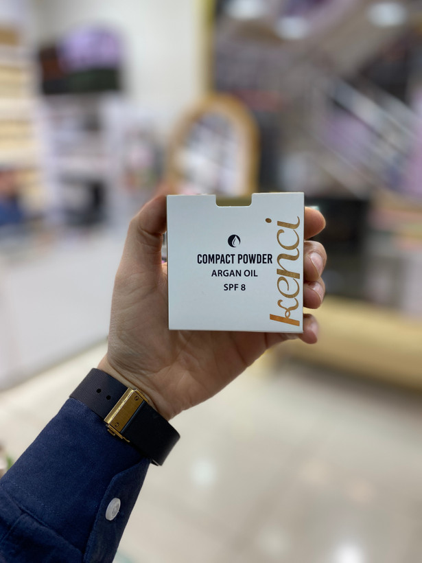 پنکک کنسی حاوی روغن آرگان و آلوئه ورا و دارای ضدآفتاب spf8 طرح جدید اورجینال